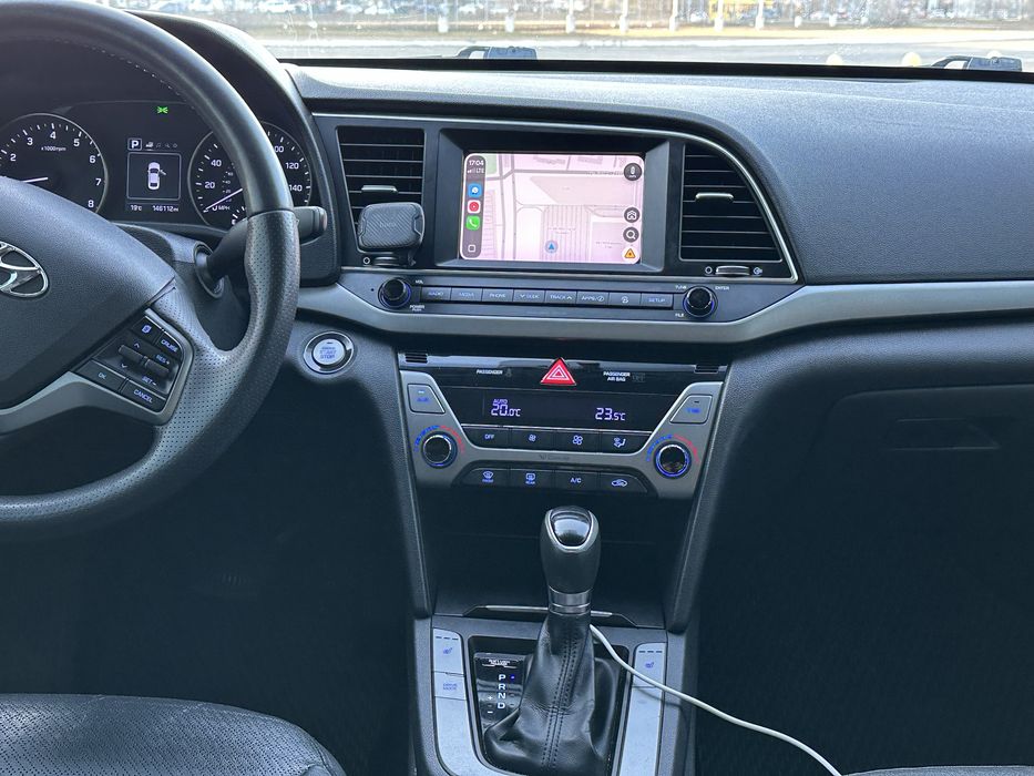 Hyundai Elantra 2016