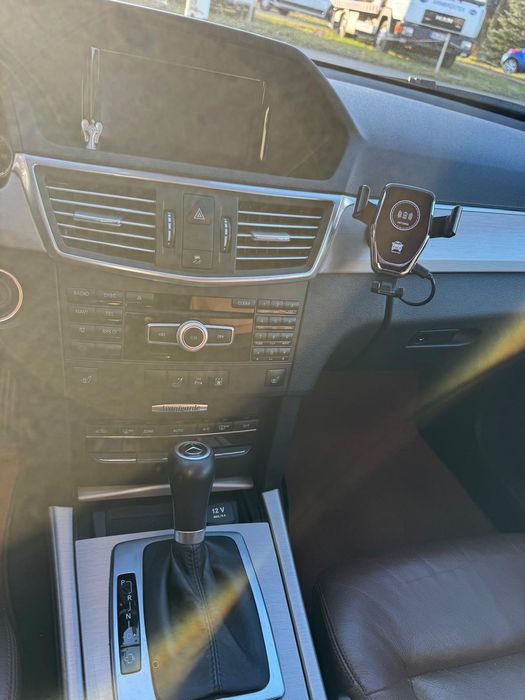 Mercedes s 212 rok 2009 uszkodzony silnik