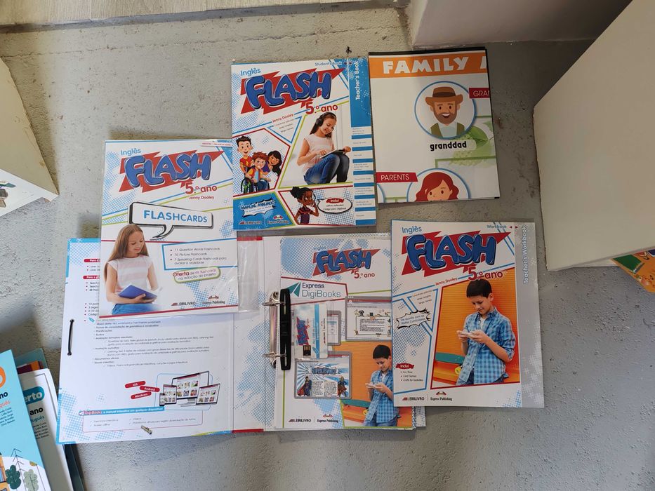 Palavras fora da caixa5 Palavra a Palavra5 recursos novo livro aberto6