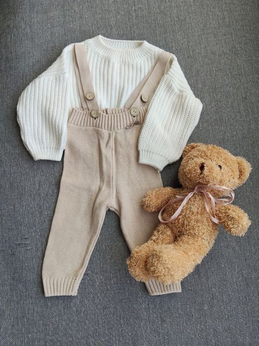 В'язаний костюм Little angel 6-12міс., кофтинка та шанці на брительках
