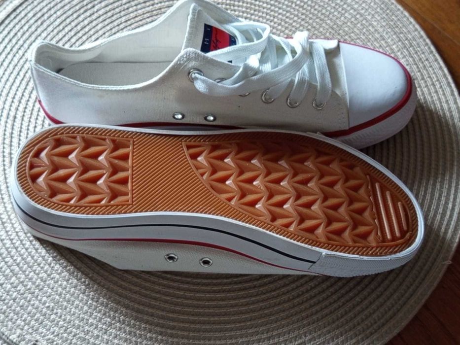 tenisówki trampki Tommy Hilfiger nowe sneakersy rozmiar 39 40 zmiana ceny