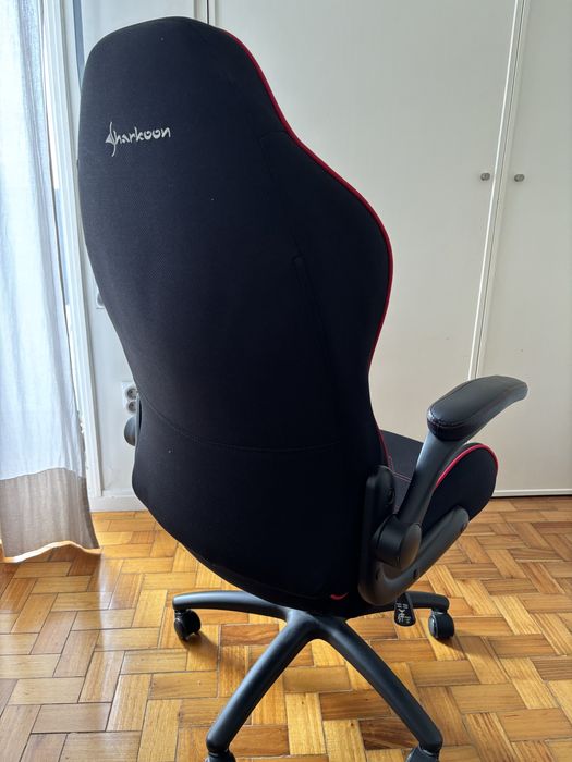 Cadeira secretaria gaming Sharkoon Elbrus 1