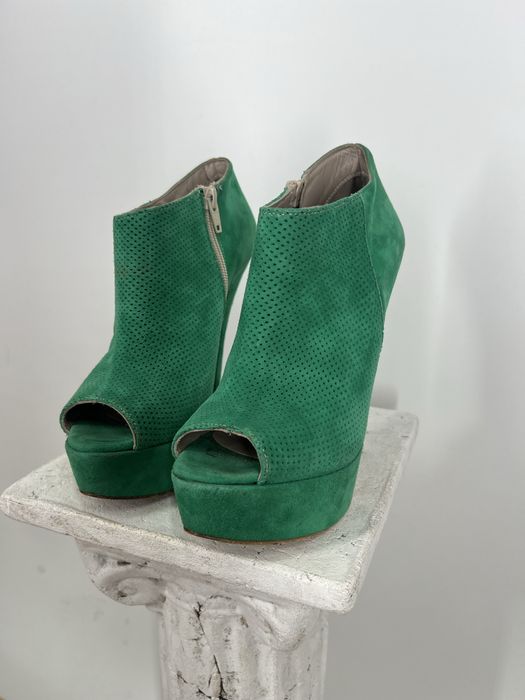 Zielone botki zamszowe na platformie high heels