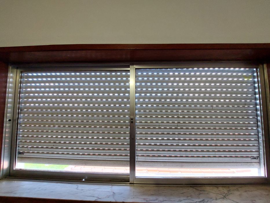 Janela correr alumínio