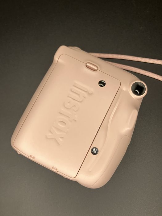 Камера швидкого друку Instax Mini 11