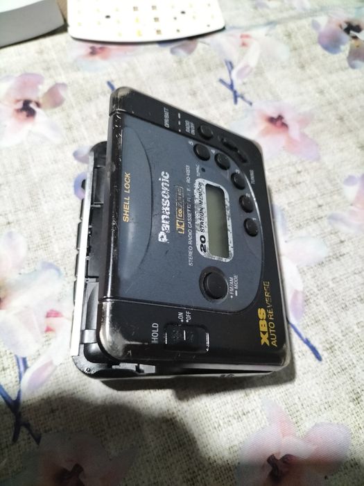Reprodutor de cassetes Panasonic RQ-V203