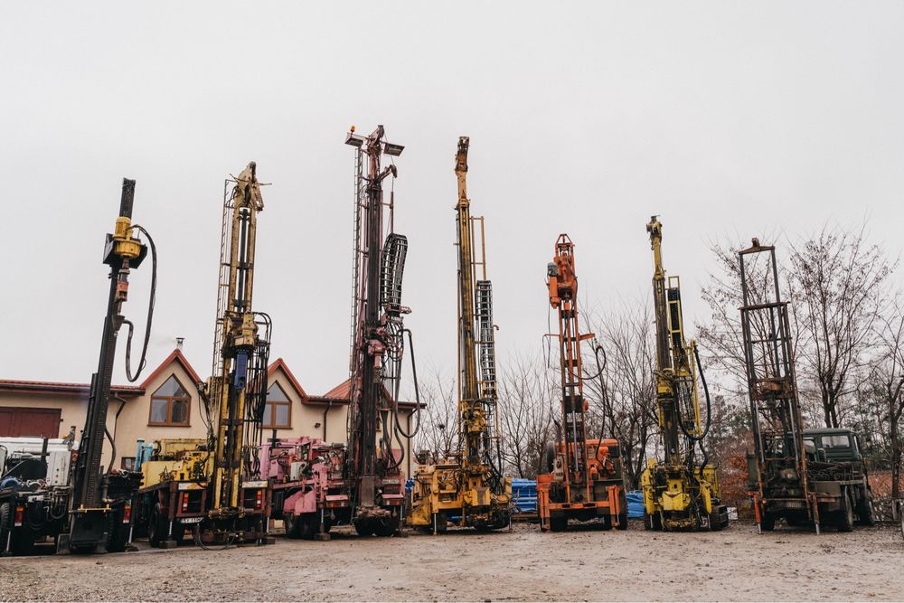 studnie głębinowe * wiercenie * odwiert * pompa