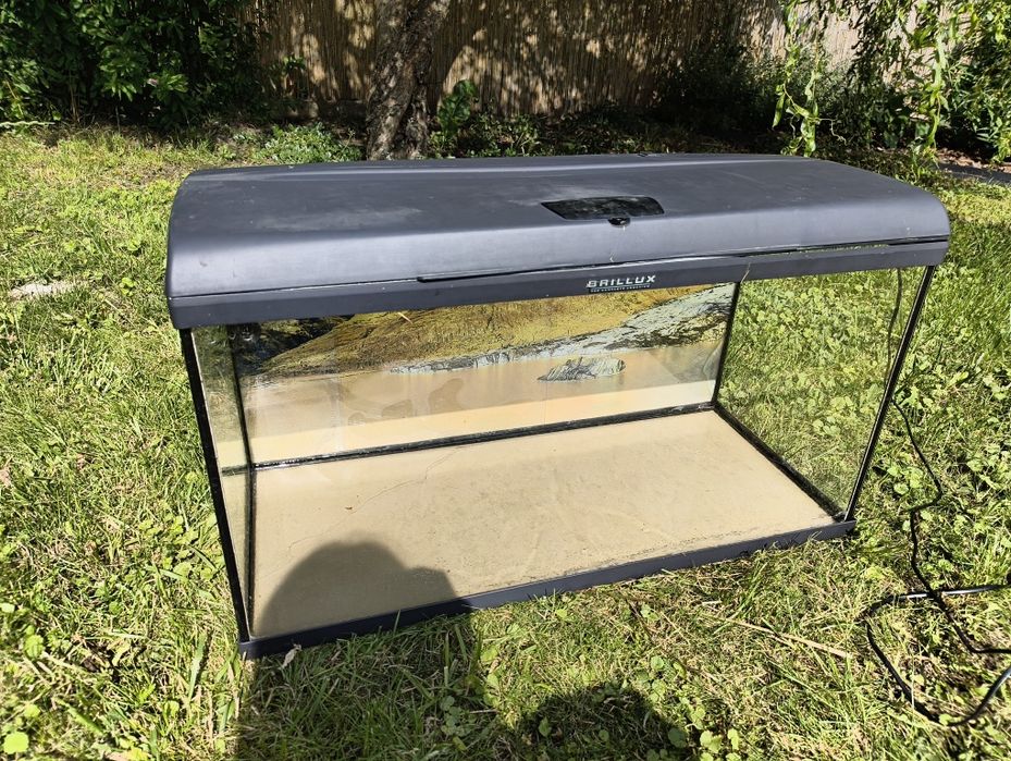 Akwarium 96l 80 x 30 x 40 ze świetlówką