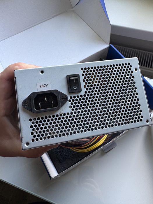 Блок живлення chieftec iarena 600w
