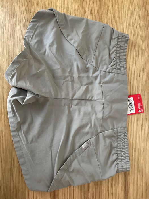 Жіночі шорти The North Face розміру м - зображення 3