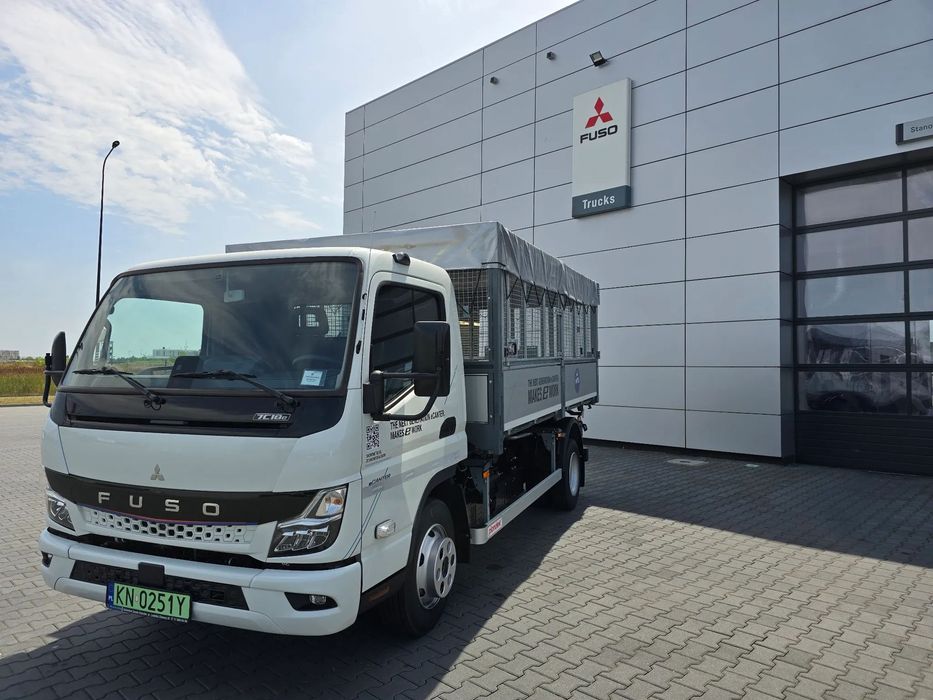 FUSO eCANTER 7C18e  zeroemisyjna wywrotka pod selektywny odbiór odpadów