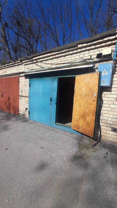 Здам в оренду два гаража на Стікольному