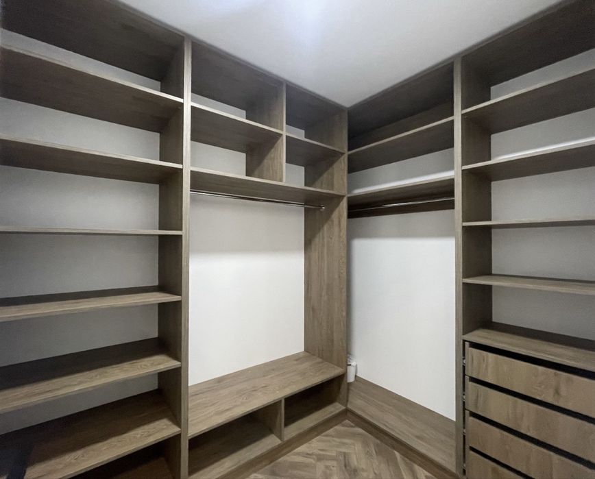 Продаж 3-х кімнатної квартири з сучасним ремонтом і технікою