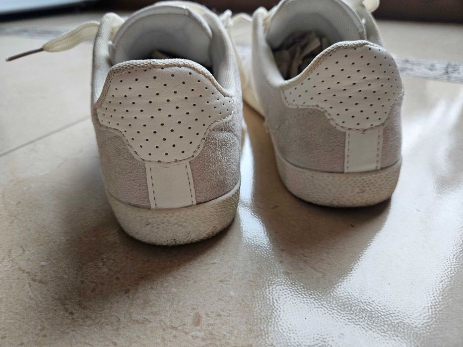 Кроссовки унисекс