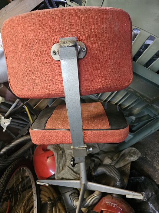 Fotel krzesło obrotowe PRL do renowacji krzesło biurowe vintage prl