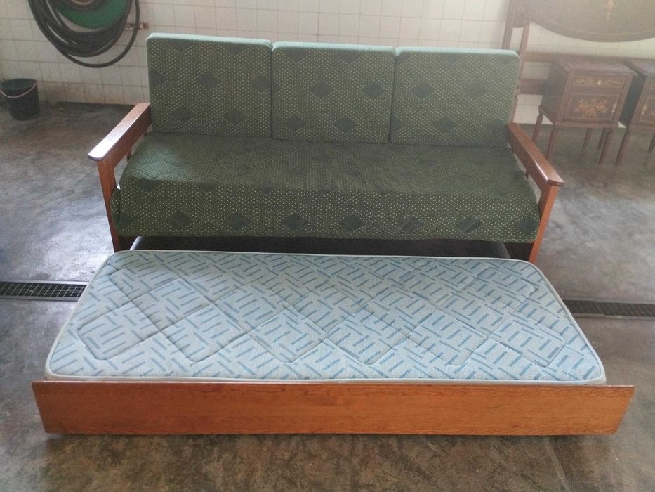 Sofá Cama em Excelente Estado