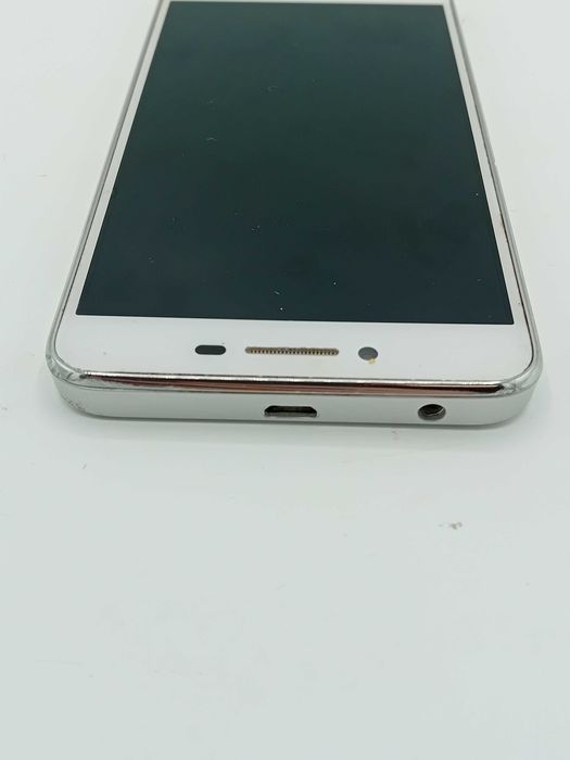 Smartfon Lenovo Vibe K5 2 GB / 16 GB 4G (LTE) srebrny