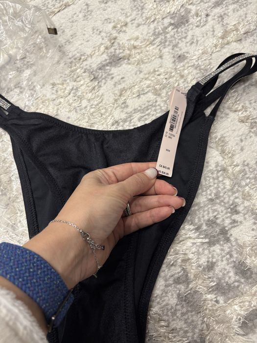 Продам плавки/ низ від купальника victorias secret розмір M