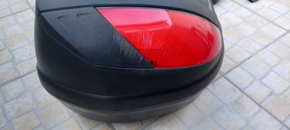 Top case mala moto Givi 40L