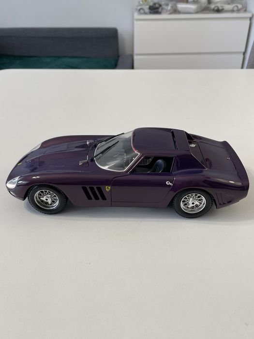 Ferrari 250 GTO 1964 Violet – GUILOY 1/18 – Miniature Zamac – Collection
