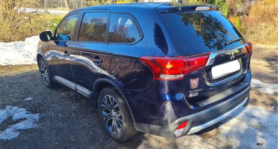 Mitsubishi Outlander, 2016
