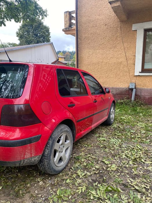 Продам Volkswagen Golf 4