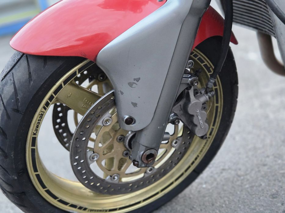 kawasaki zx6r - купить мотозапчасти - Цена на OLX.ua