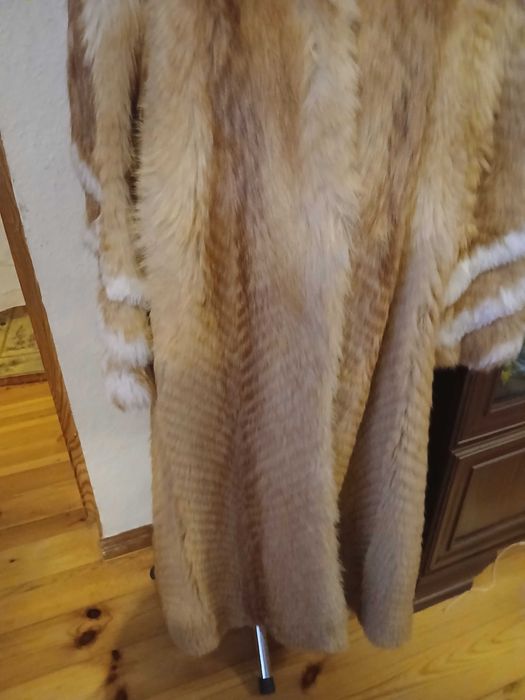 Długe futro naturalny rudy lis