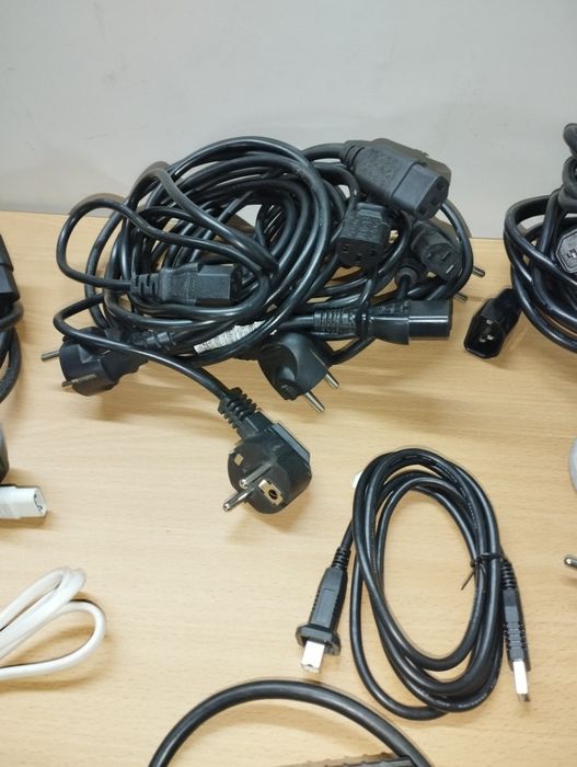 CABOS VÀRIOS - Alimentação/Extensão/Scart/VGA/USB