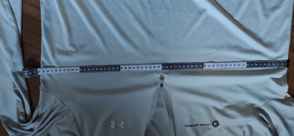 Лонгслів under armour