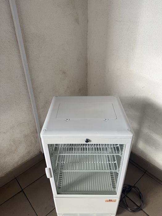 Холодильна Вітрина Біла Frosty Кондитерська Обʼєм 58 Літрів