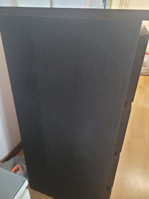 Comoda e mesas de cabeceira ikea