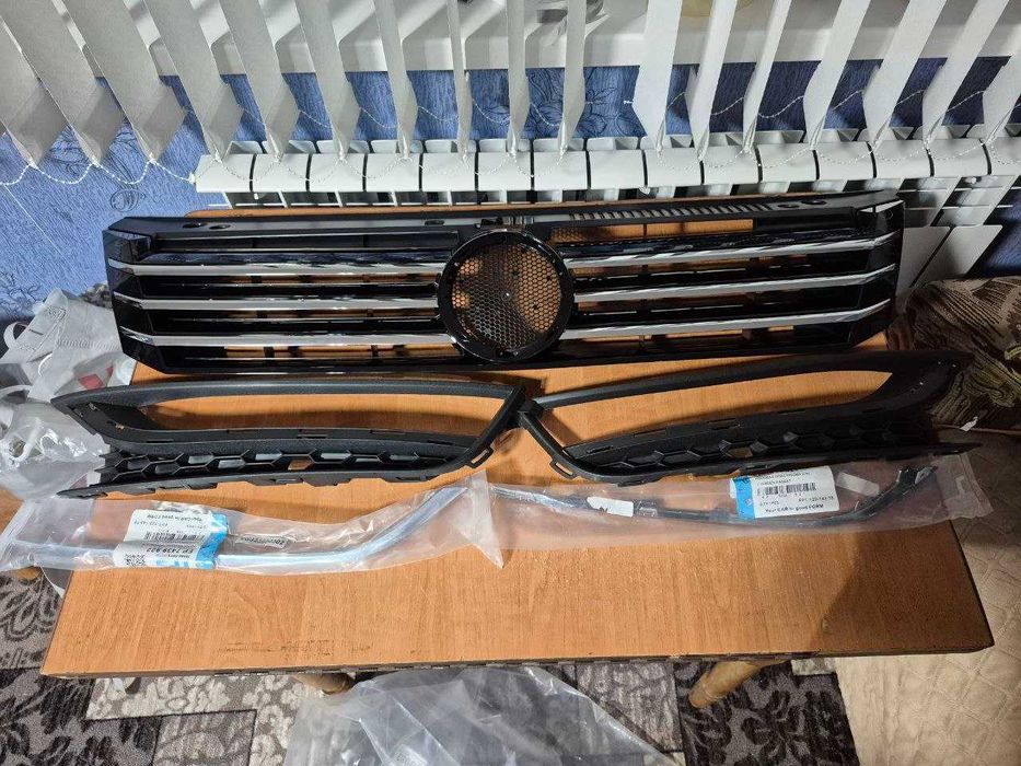 Комплект решіток в бампер Passat B7 USA(без нижньої центральної )