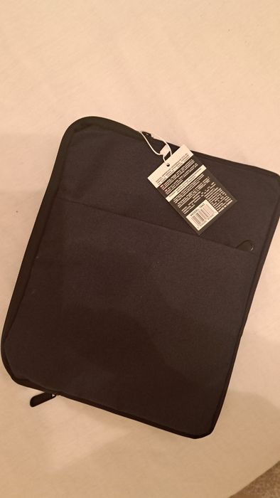 Etui  czarne na tablet