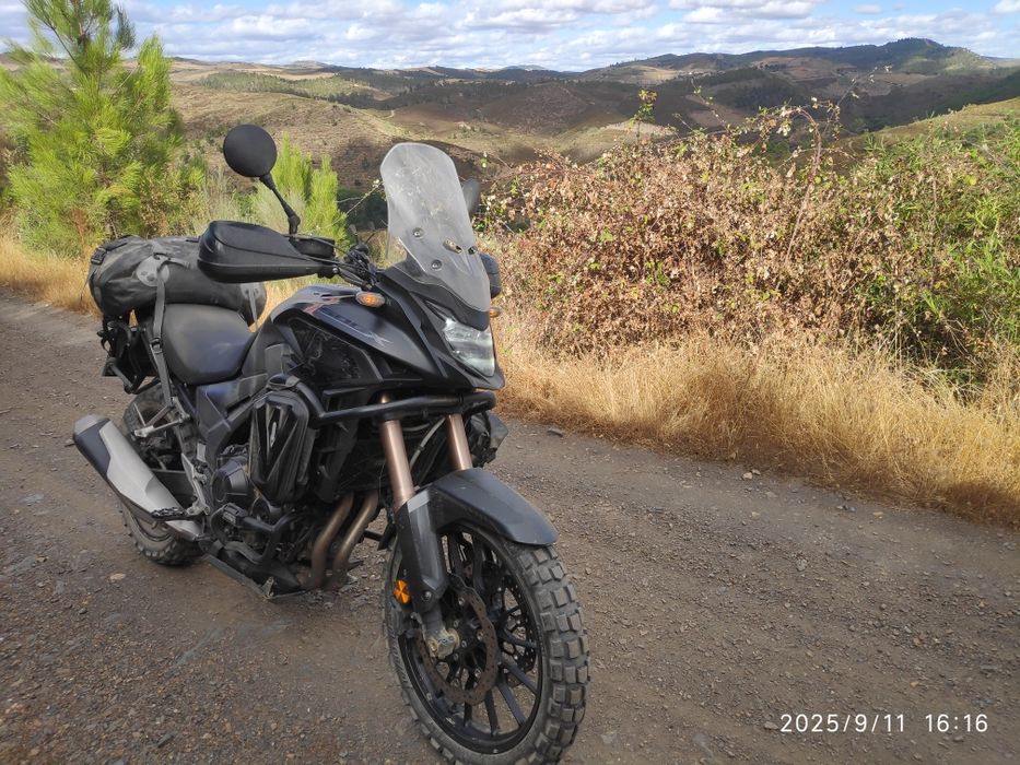 Honda cb500x 2022