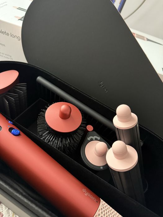 Dyson продаю в ідеальному стані