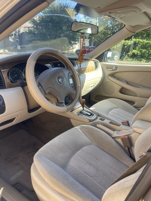 Продам Jaguar X tape