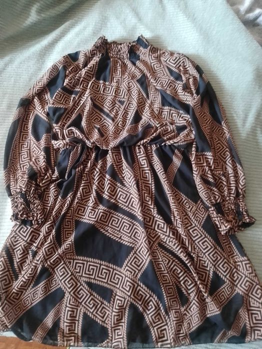 Sukienka krótka rozmiar 44