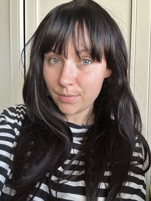 Peruka wlosy naturalne 100% ludzie czarna ciemna z grzywka