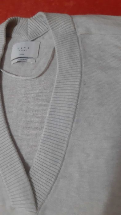 Продам фирменный  мужской половер большого размера.