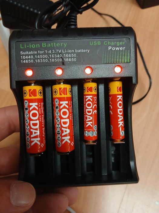 Ładowarka USB do baterii