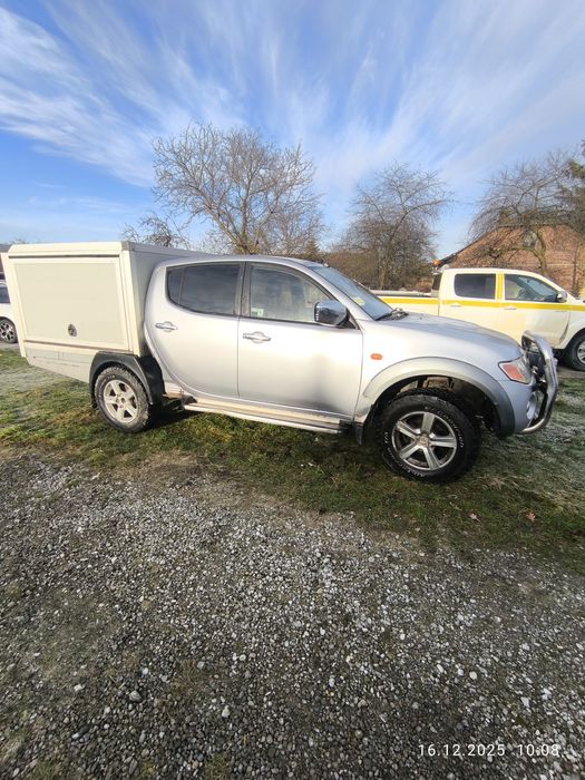 Mitsubishi l200, дабл кабіна, кунг 2.5 дизель, механіка, 150тис км  !!