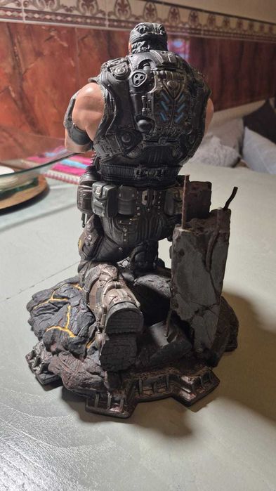 Figura Gears of War 3 Epic edition Marcus Fenix