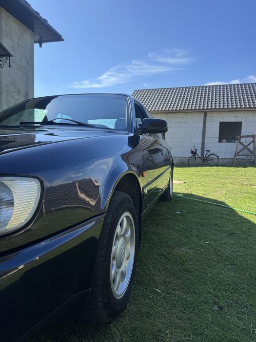 Ауді а6 с4 продається