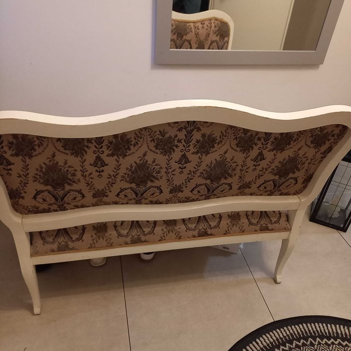 Sofa w stylu Ludwikowskim