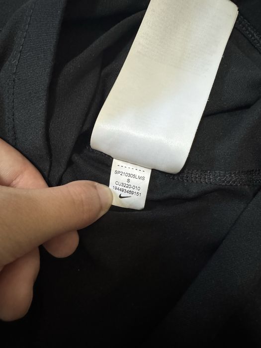 Чорна кофта Nike для бігу, розмір S