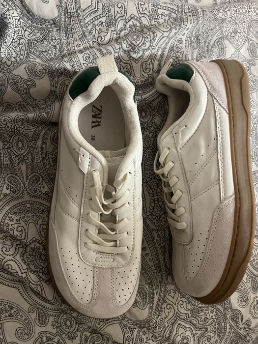 Tenis basicos ZARA