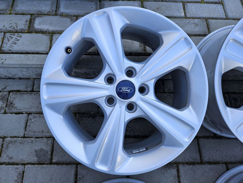 Felgi 7. 5Jx17 5x108 Ford Focus Kuga Galaxy Smax Cmax Mondeo Puma TPMS