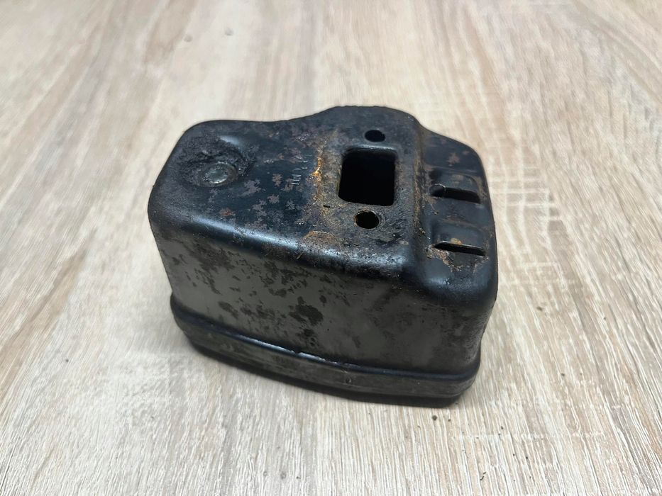 Partner 351 Tłumik Wydech