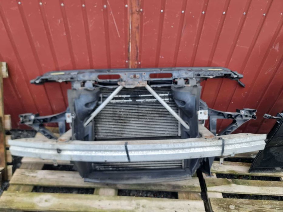 BMW x3 e83 2.0d 150 km pas przedni chłodnice komplet europa